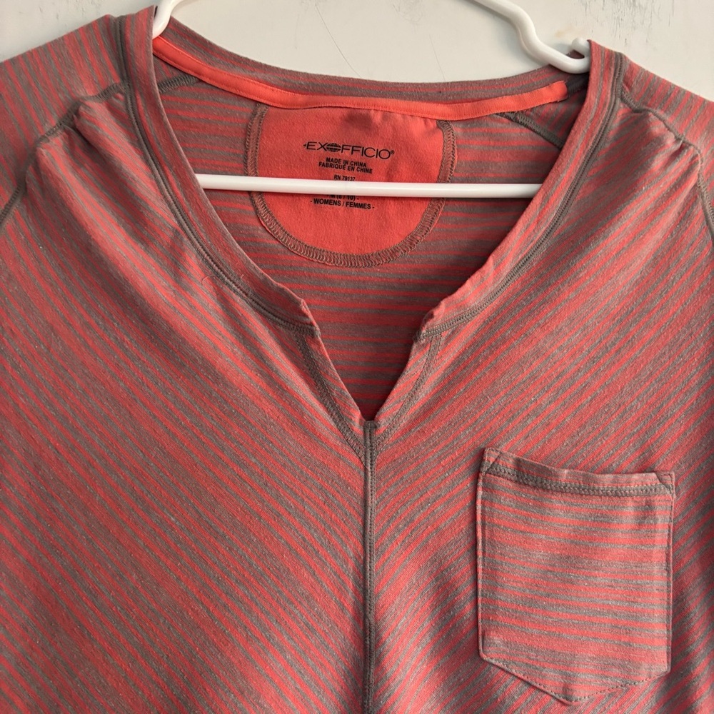 Ex-officio Suble Striped V-neck Fitted Tee